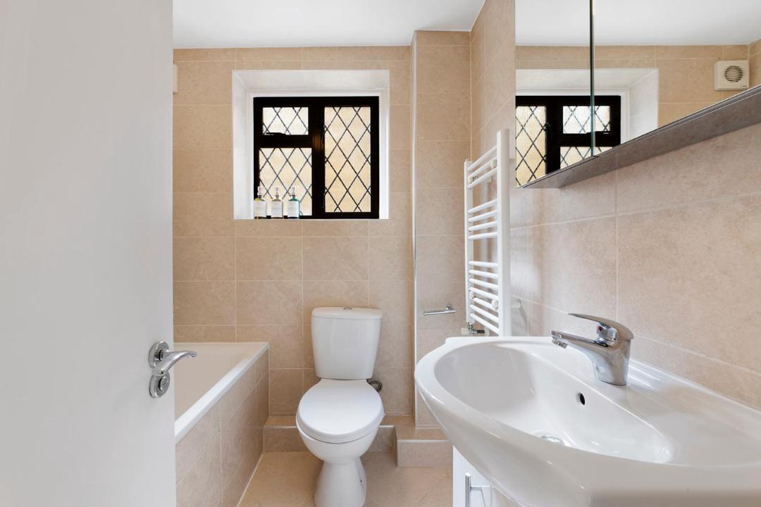 Photo of Bathroom in Tollington