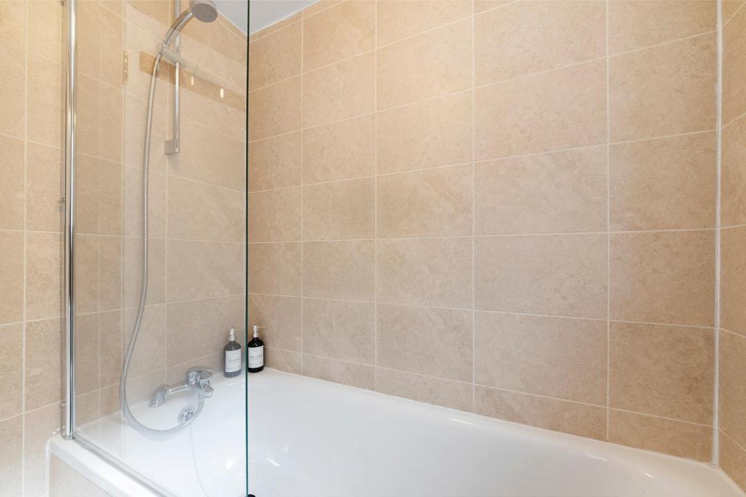 Photo of Bathroom in Tollington