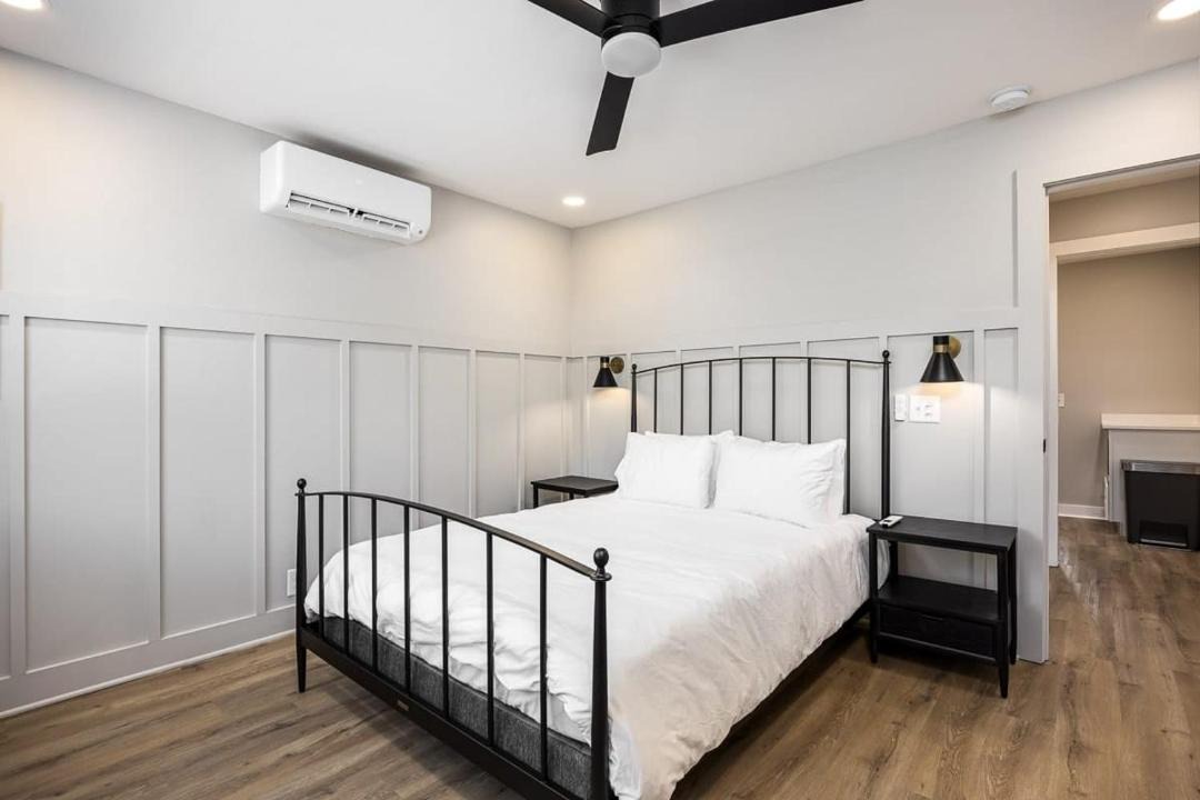 Photo of Bedroom in Hillsboro West End