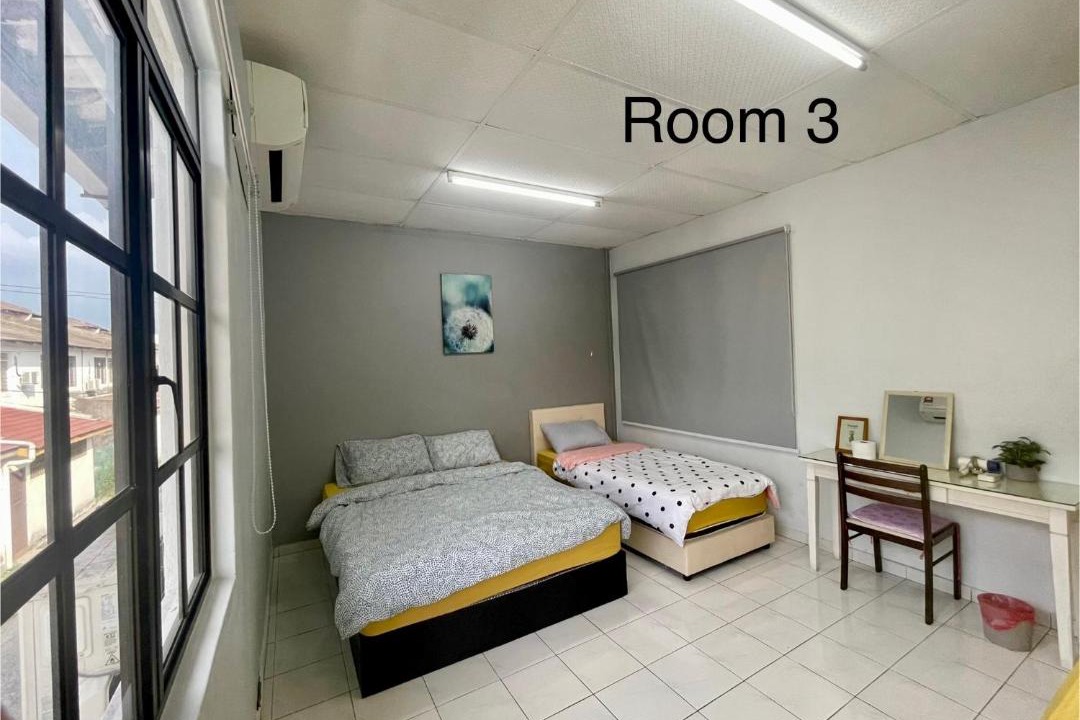 Photo of Bedroom in Taman Bertuah