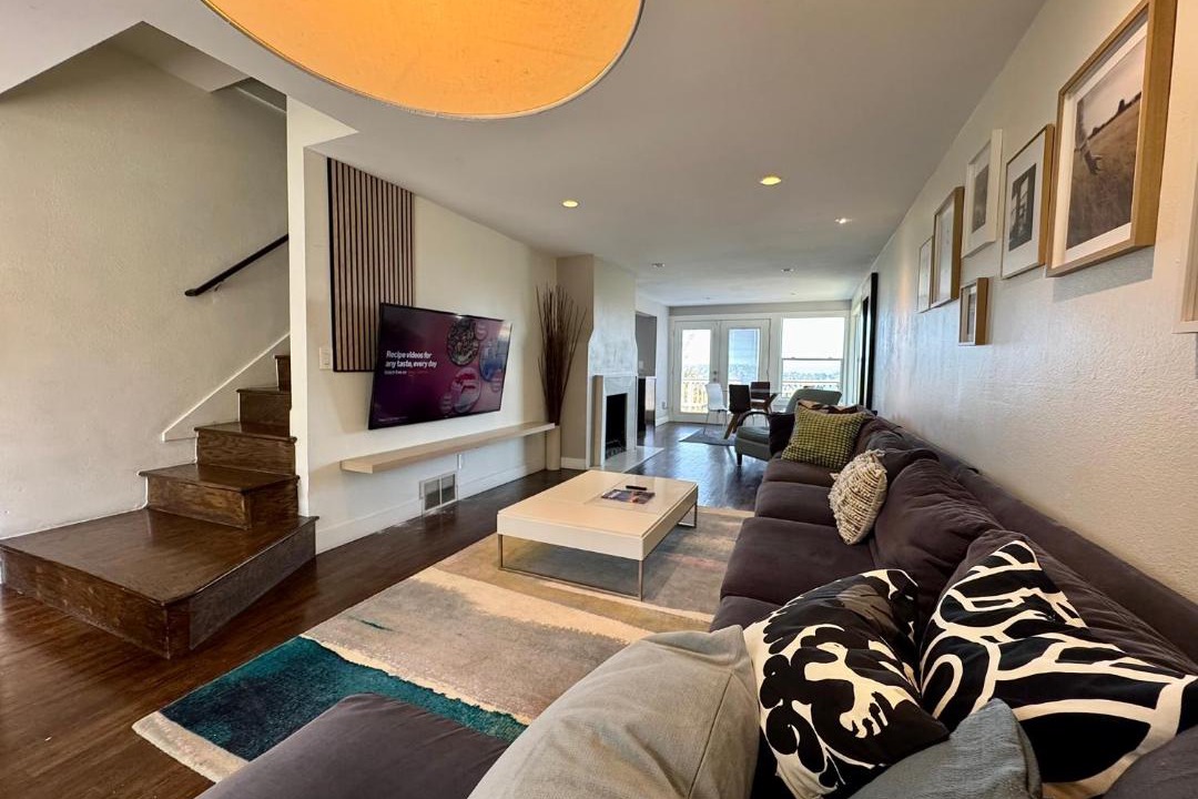 Photo of Livingroom in Rainier Valley
