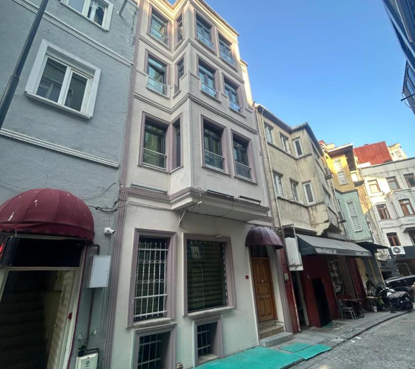 Photo of Buildings in Cagaloglu