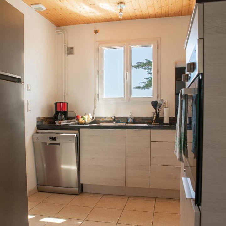 Photo of Kitchen in Dragey-Ronthon