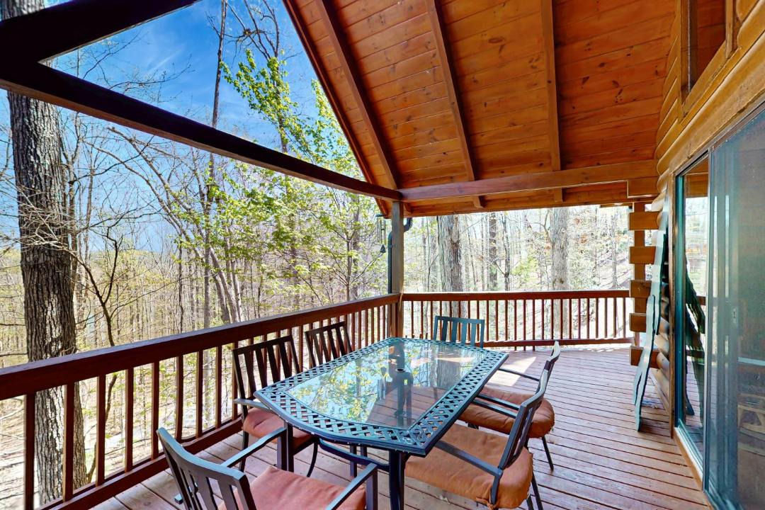 Photo of Patio Balcony in Necowa Cove