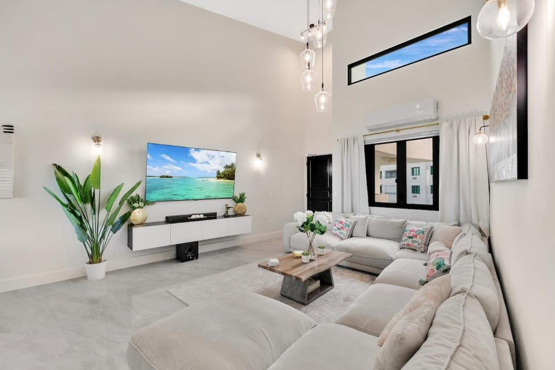 Photo of Livingroom in Mameyes II
