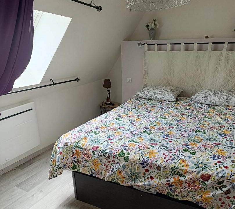 Photo of Bedroom in Cleden-Poher