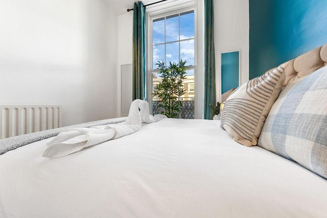 Photo of Bedroom in Kensington