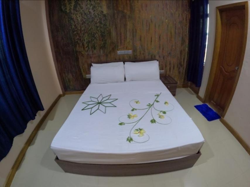 Photo of Bedroom in Himandhoo