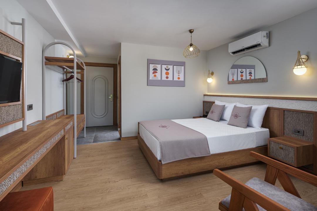 Photo of Bedroom in Beldibi