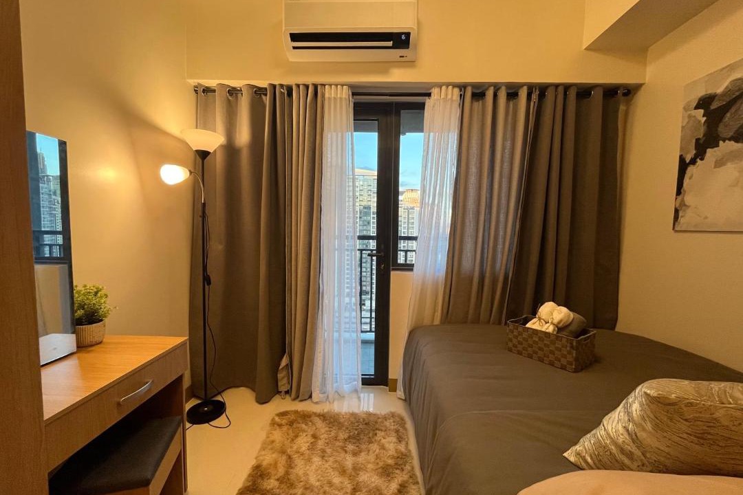 Photo of Bedroom in Legazpi Village