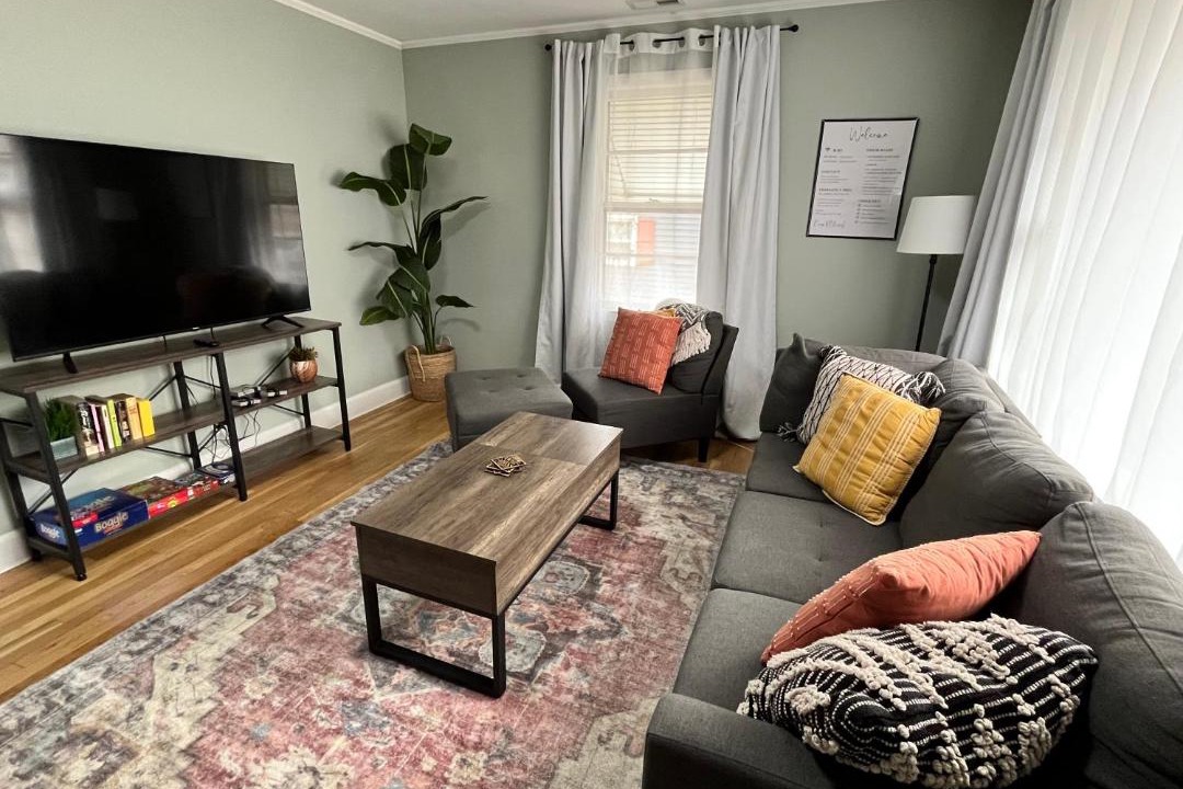 Photo of Livingroom in Winston - Salem