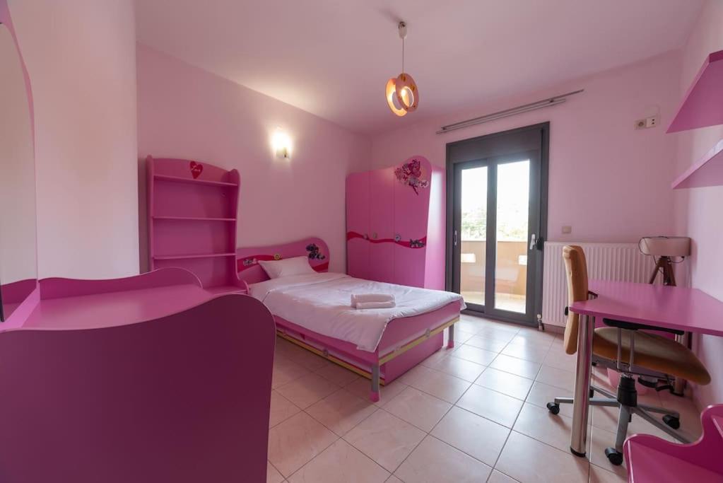 Photo of Bedroom in Irakleia