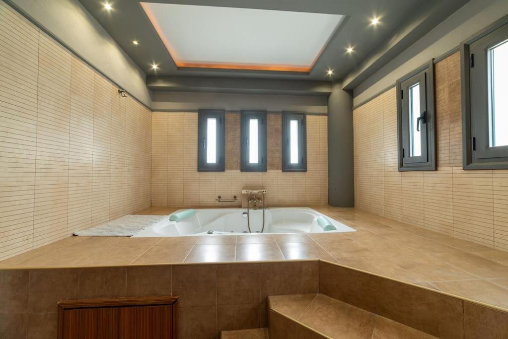 Photo of Bathroom in Irakleia