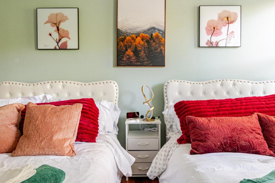 Photo of Bedroom in Near Northeast