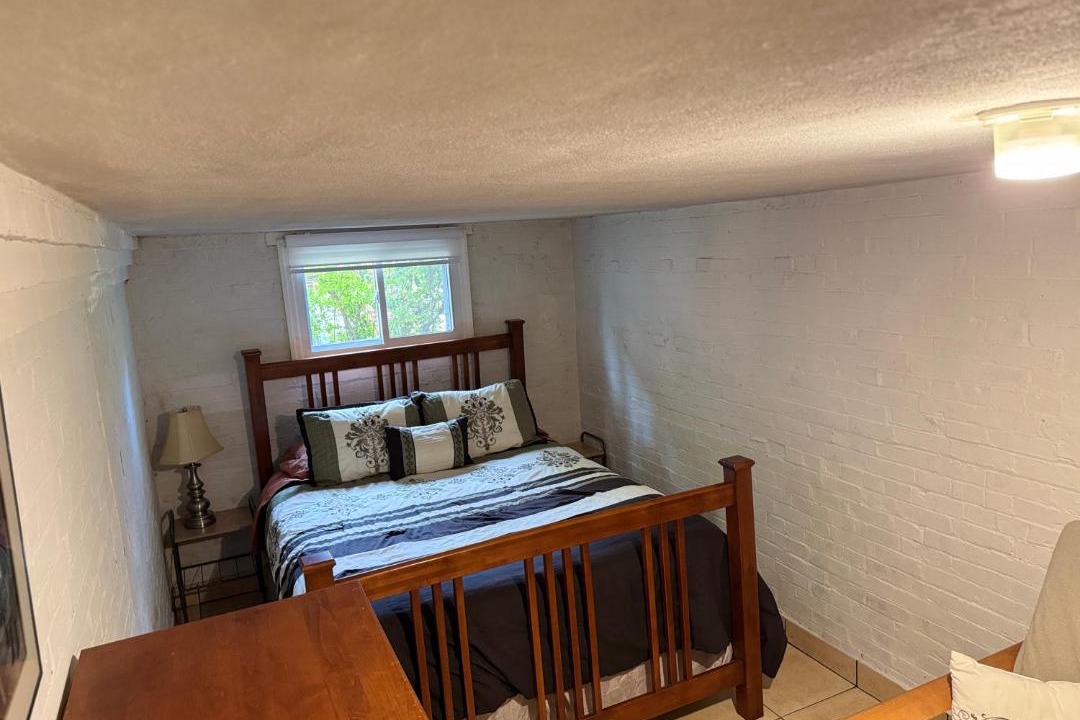 Photo of Bedroom in North Cleveland Park