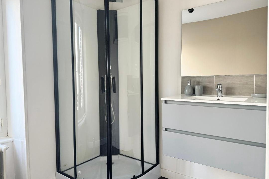 Photo of Bathroom in Limoges
