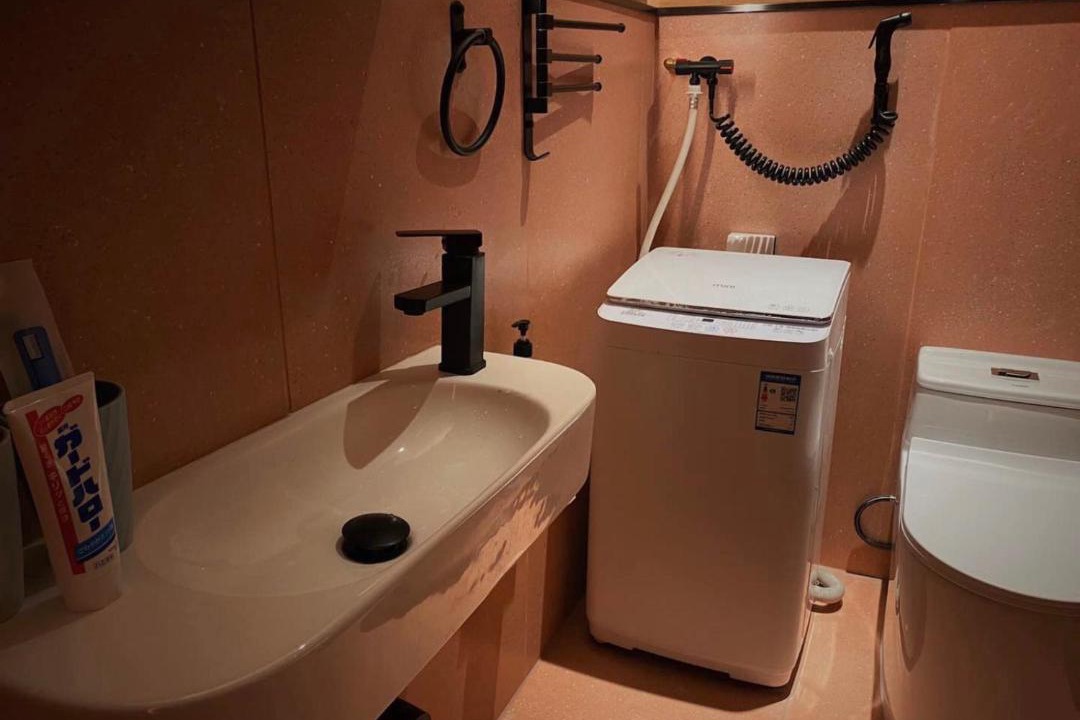 Photo of Bathroom in Xujiahui
