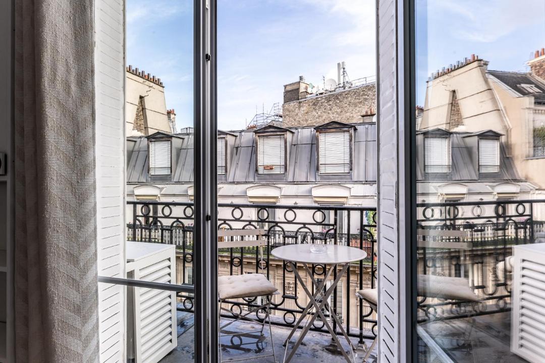 Photo of Patio Balcony in Faubourg-du-Roule