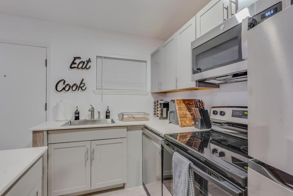 Photo of Kitchen in Neartown