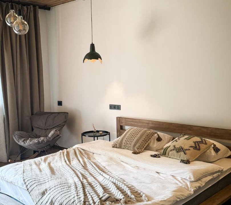 Photo of Bedroom in Debet