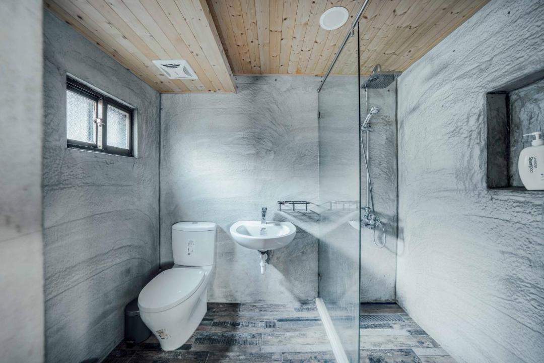 Photo of Bathroom in Cianjin District