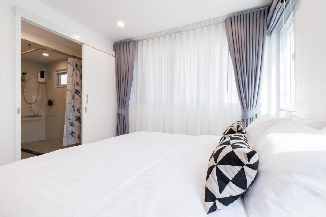 Photo of Bedroom in Thon Buri