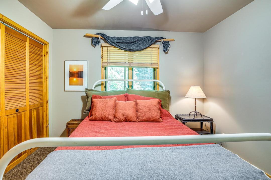 Photo of Bedroom in Townsend