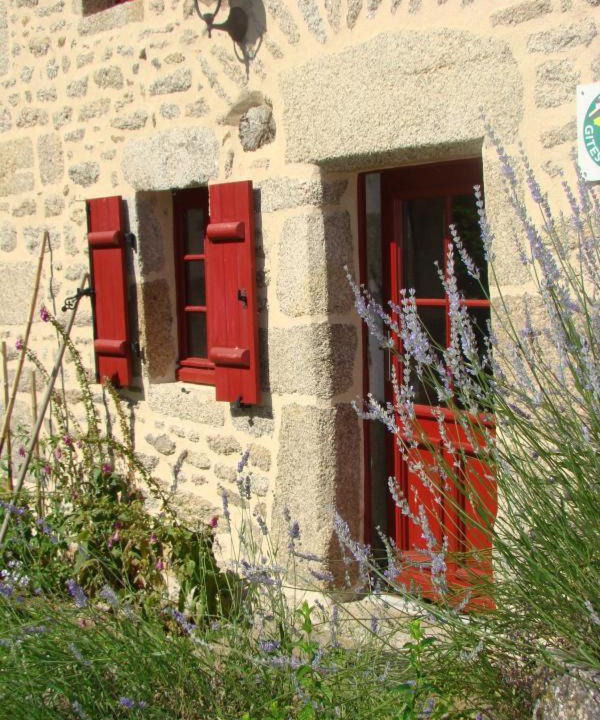 Photo of Others in Saint-Leger-la-Montagne