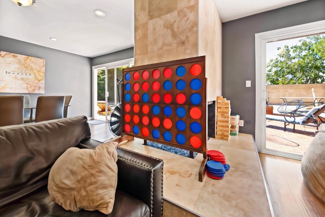 Photo of Livingroom in Reseda