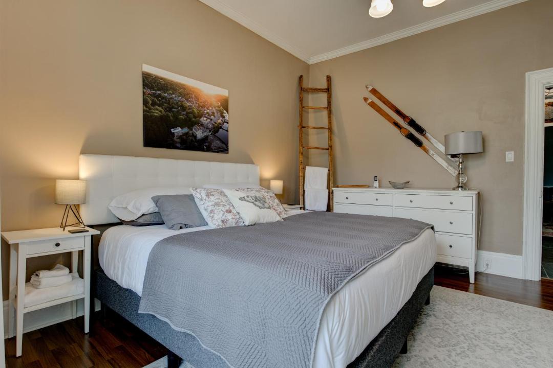 Photo of Bedroom in Elora