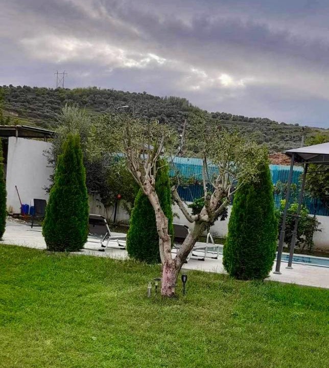 Photo of Others in Mbrostar-Urë