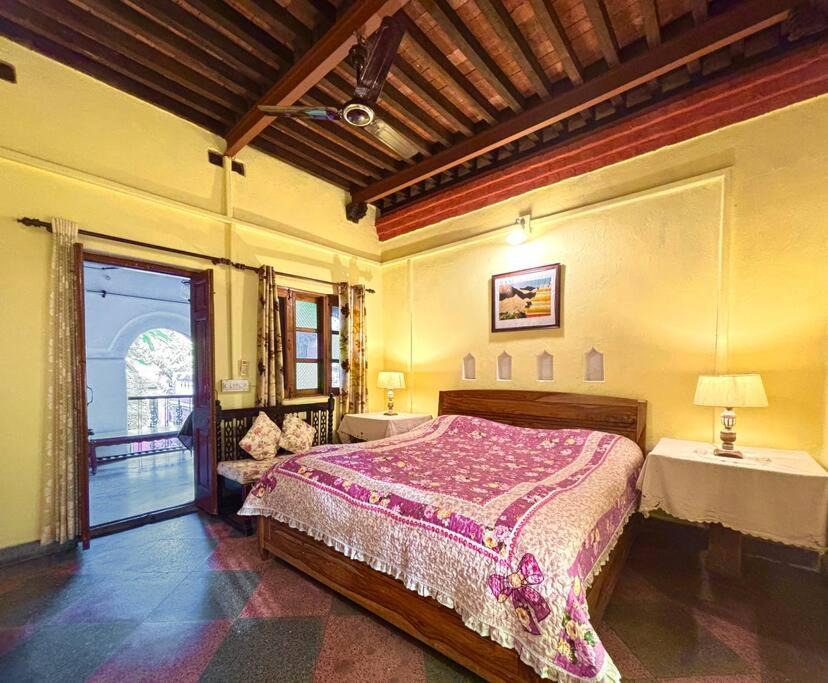 Photo of Bedroom in Gurdaspur