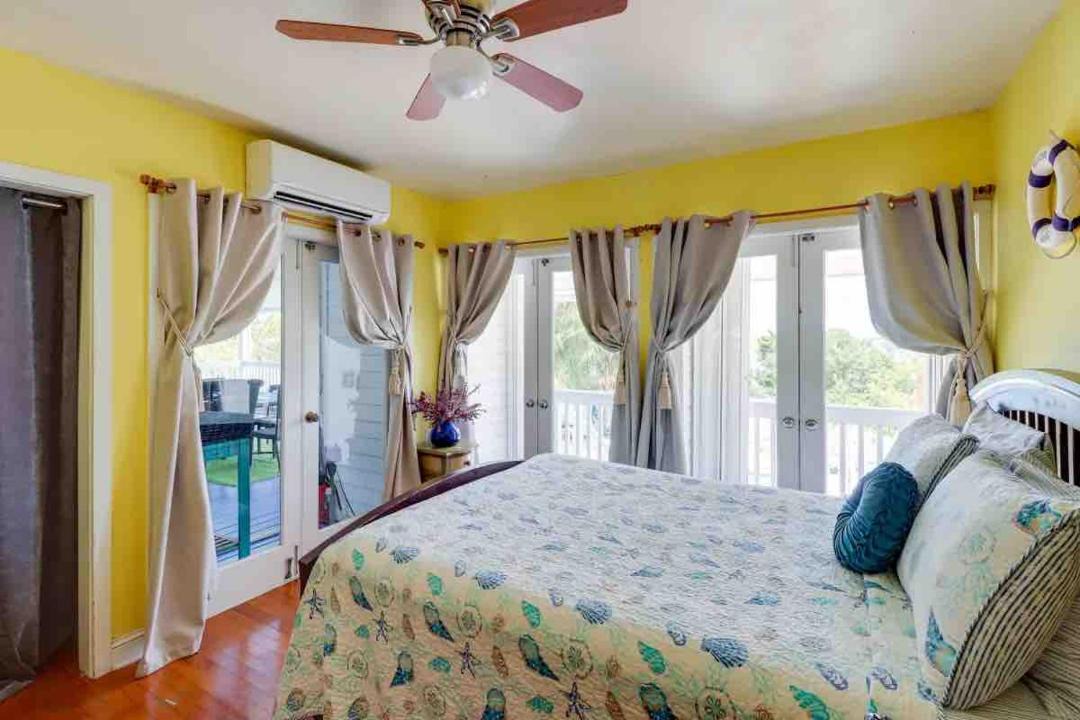 Photo of Bedroom in Cudjoe Key