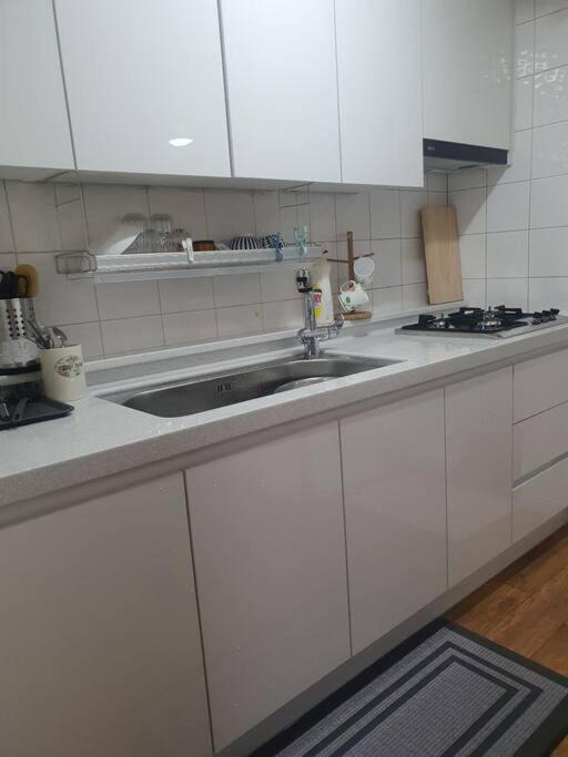 Photo of Kitchen in Oryu-dong