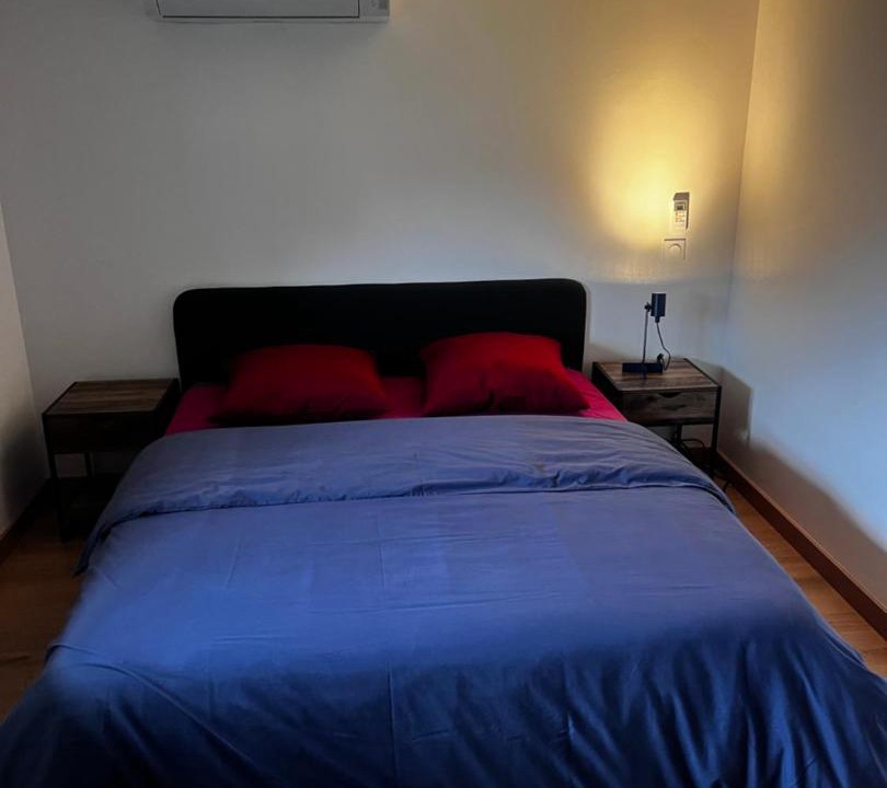 Photo of Bedroom in Bordeaux-Lac