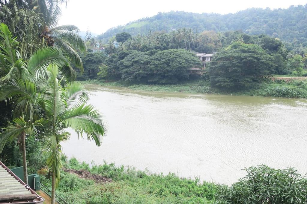Photo of Others in Sirimalwatta