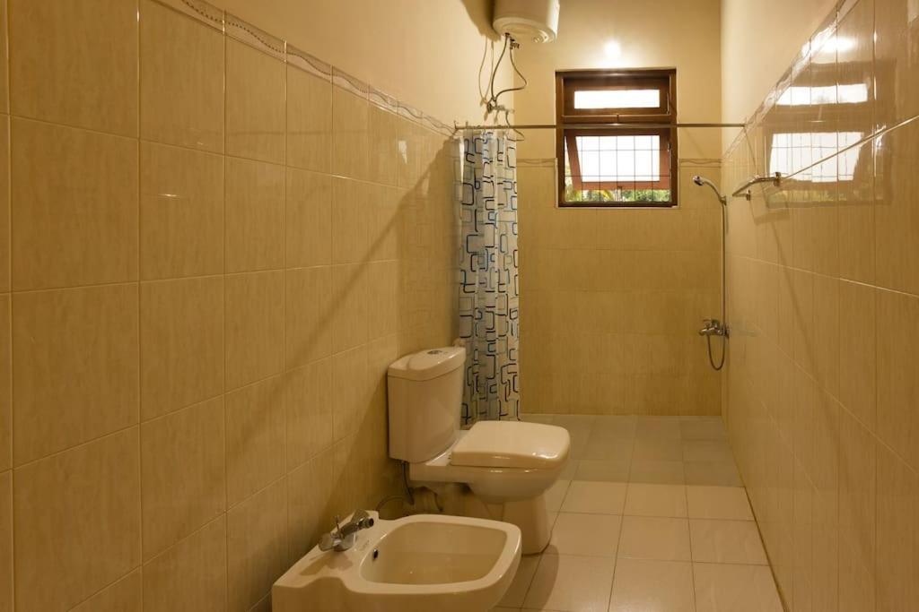 Photo of Bathroom in Sirimalwatta