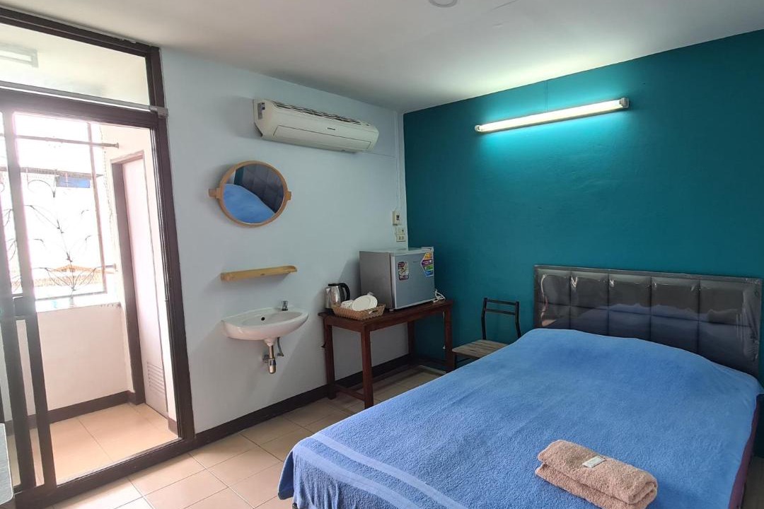 Photo of Bedroom in Khlong Thanon