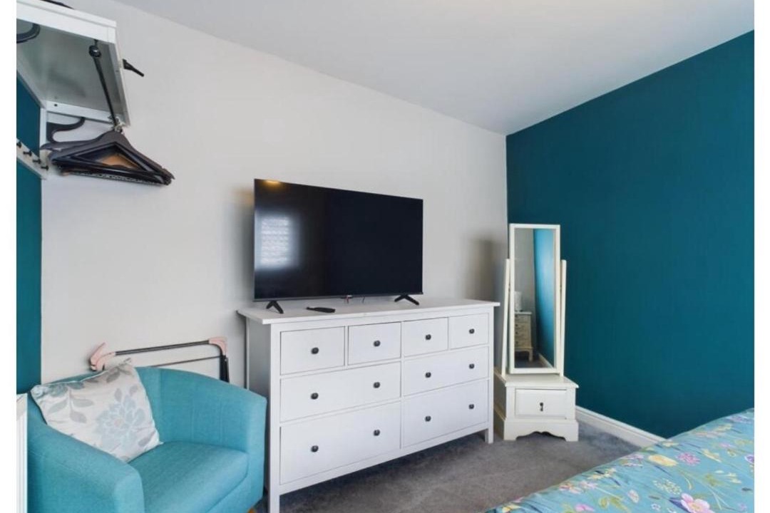 Photo of Bedroom in Tewkesbury