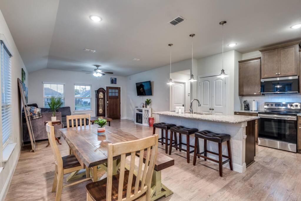 Photo of Kitchen in Sanger