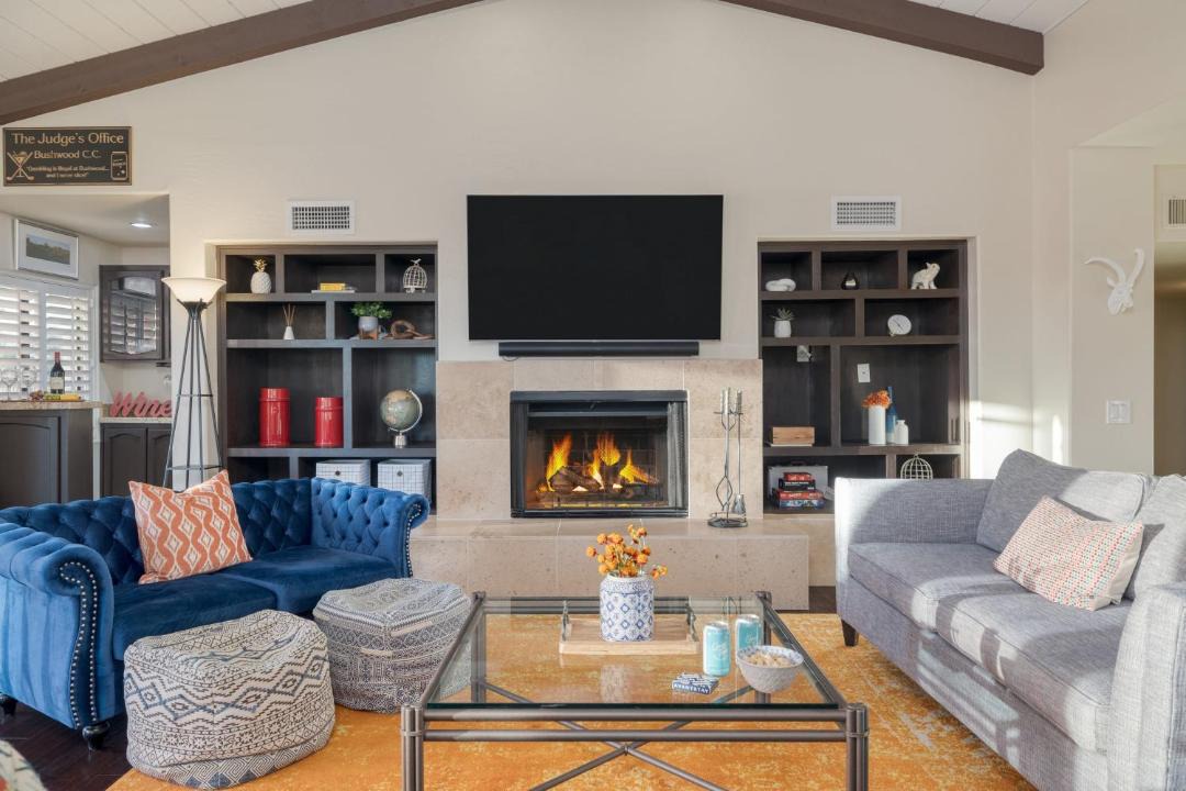 Photo of Livingroom in Pinnacle Peak Shadows