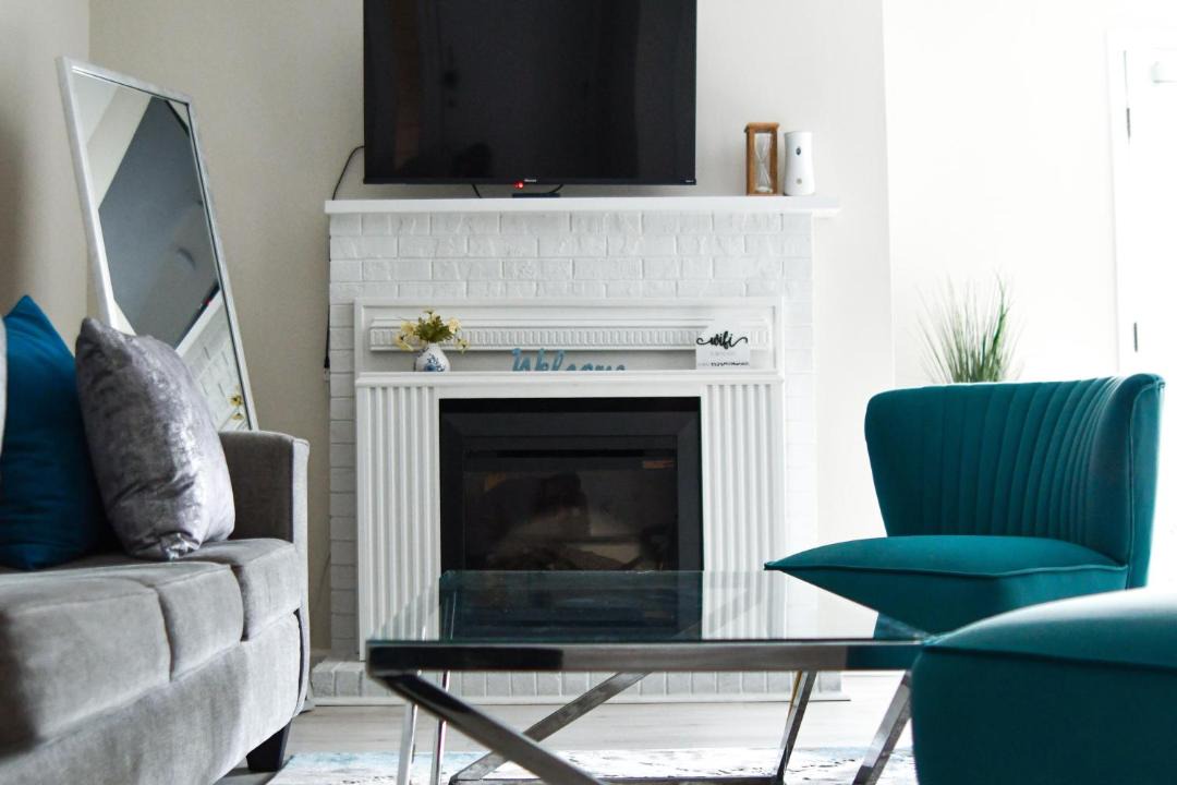 Photo of Livingroom in Northwest Raleigh