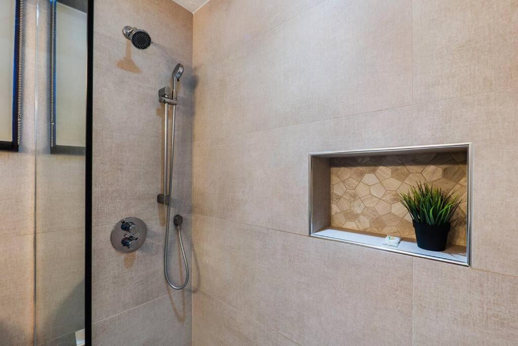 Photo of Bathroom in Mameyes II