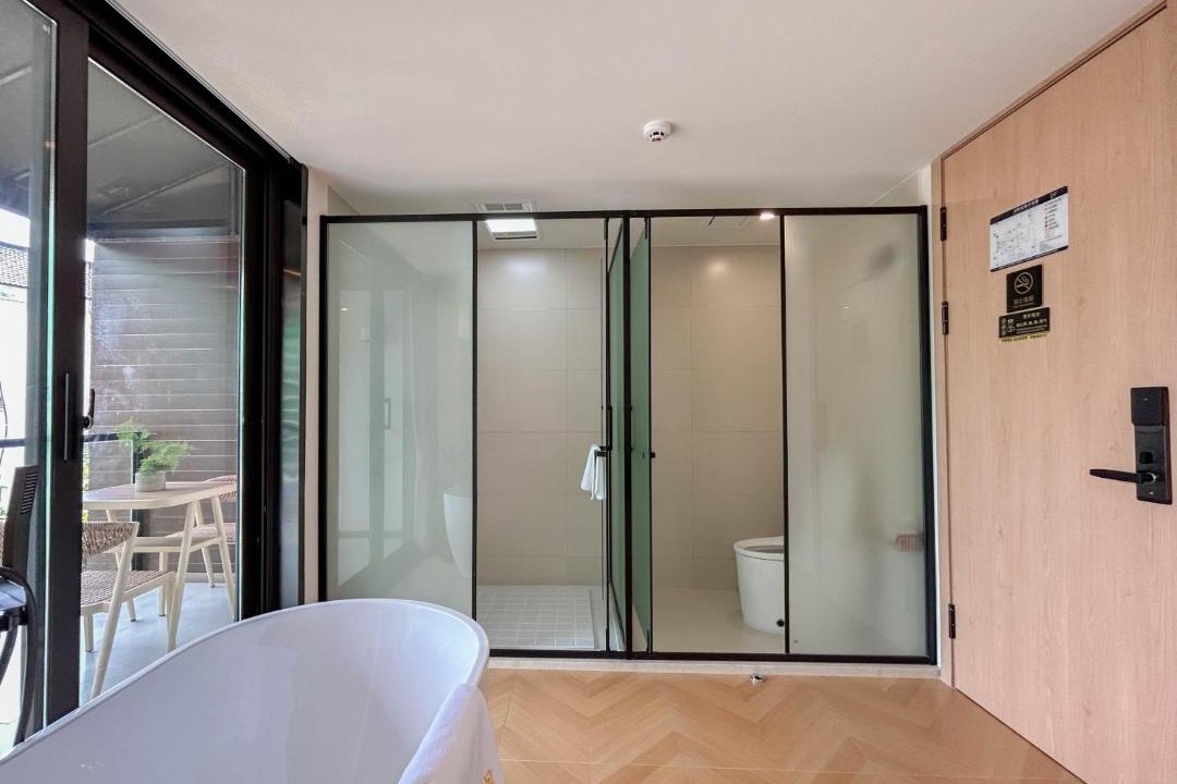 Photo of Bathroom in Xihu