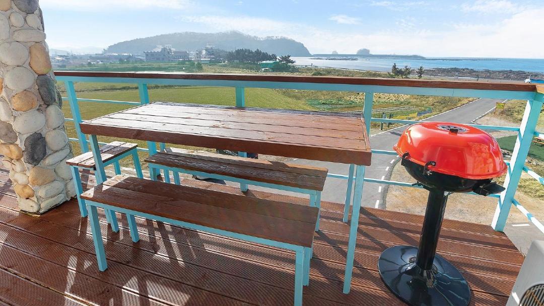 Photo of Others in Taean