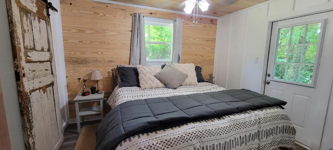Photo of Bedroom in Aquone
