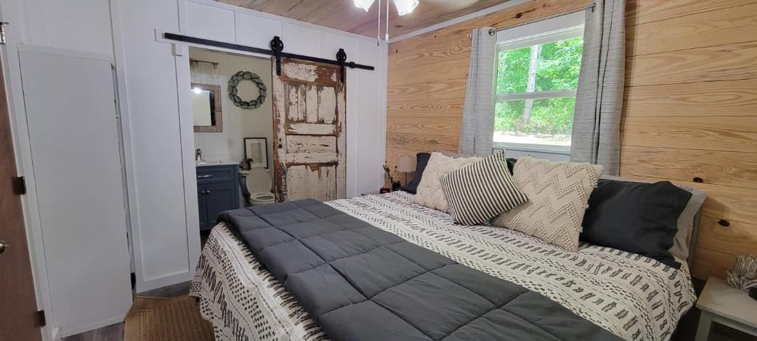 Photo of Bedroom in Aquone