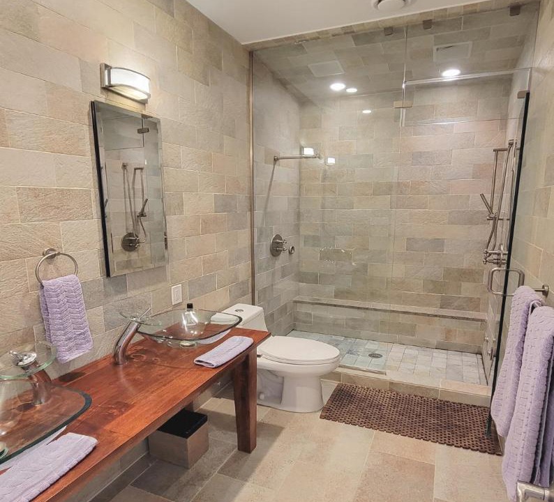 Photo of Bathroom in Cardozo