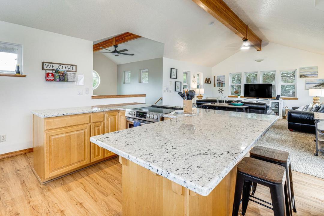 Photo of Kitchen in Rockaway Beach
