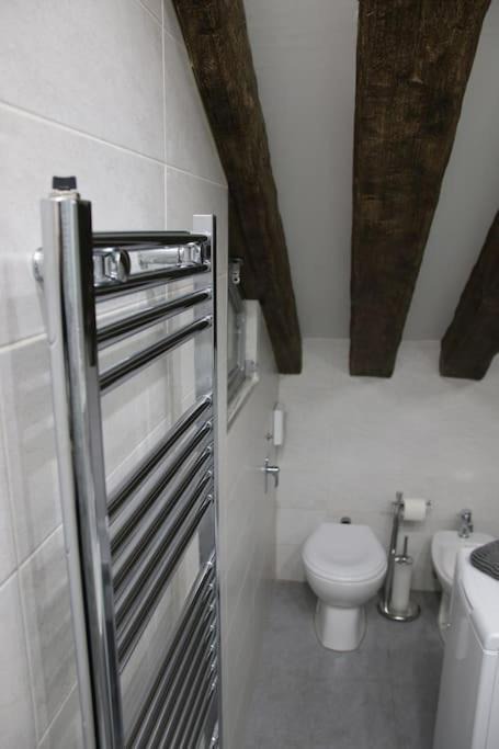 Photo of Bathroom in Melzo
